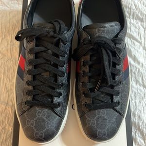 The Gucci Sneakers Come with the Original Box